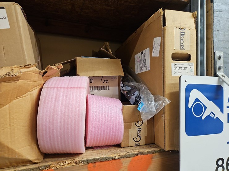 quantity-of-assorted-plumbing-supplies-image-11