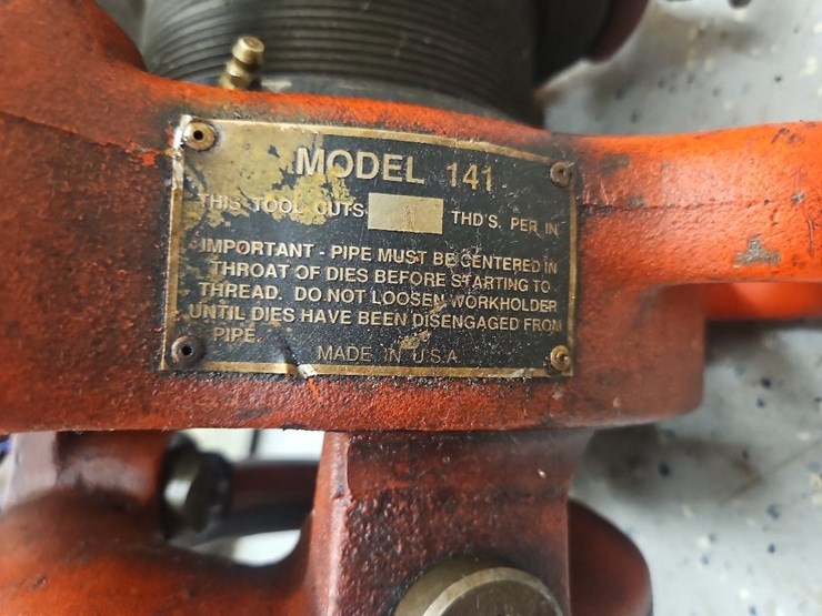 ridgid-141-pipe-threader-image-5