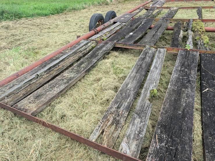 danahue-928-s-planter-trailer-image-13