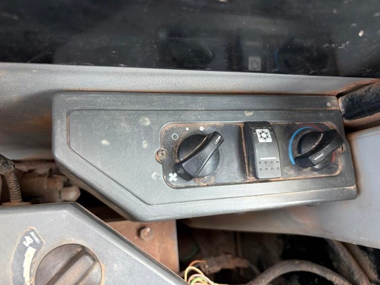 2014-caterpillar-308e2-cr-image-27