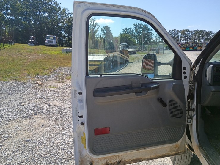 2002-ford-f450-image-24