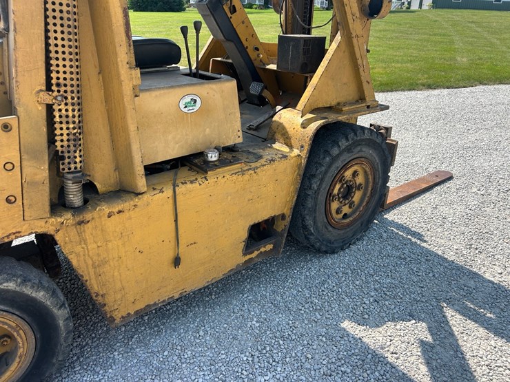 cat-forklift-image-20