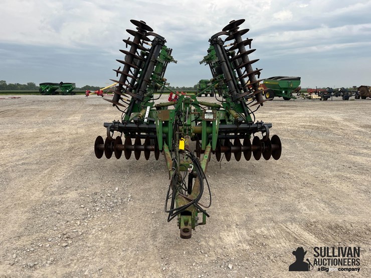 john-deere-726-image-2