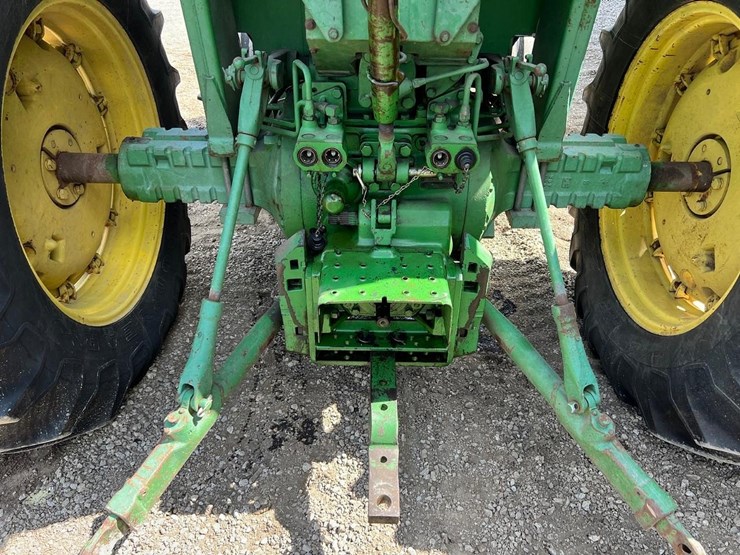john-deere-4020-image-6
