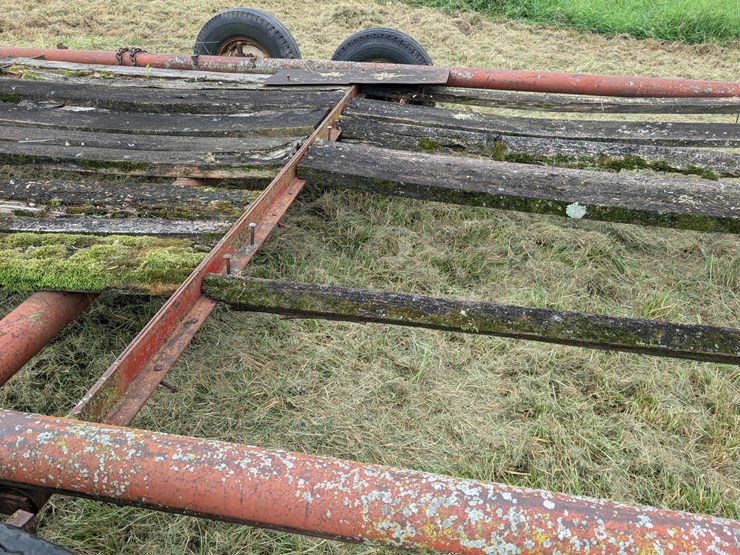 danahue-928-s-planter-trailer-image-22