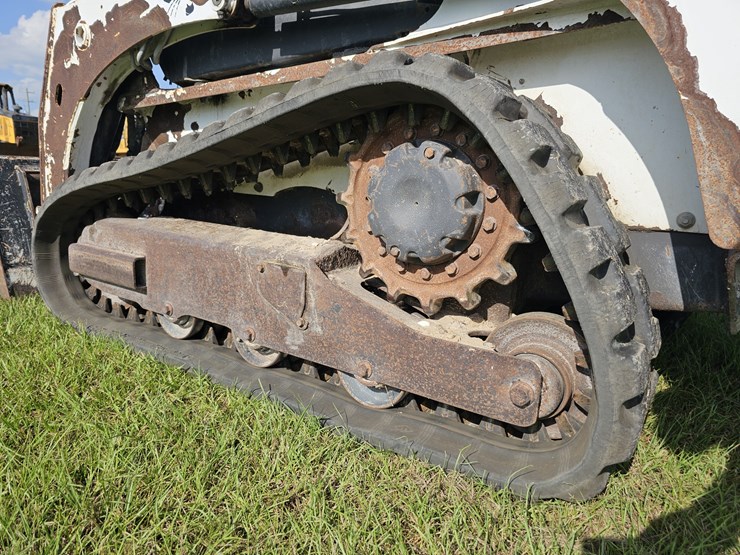 2018-bobcat-t450-image-5