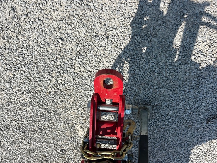 2022-westfield-mkx2-13-84-swing-away-auger-image-9