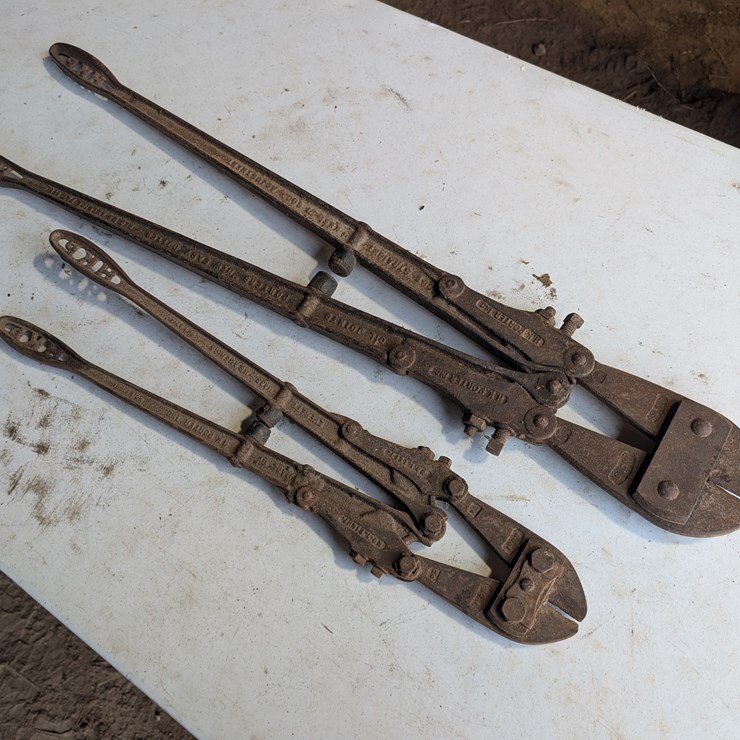 Pair of bolt cutters. #240