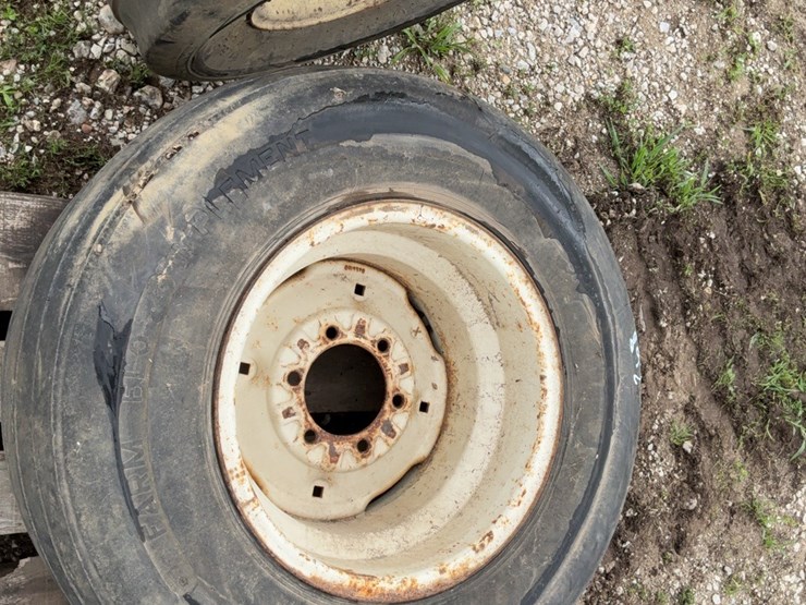 (4)-implement-tires-and-rims.-#268-image-8