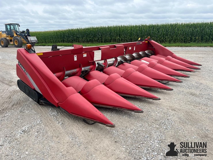 2011-case-ih-3408-image-3