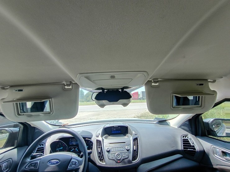 2017-ford-escape-image-54