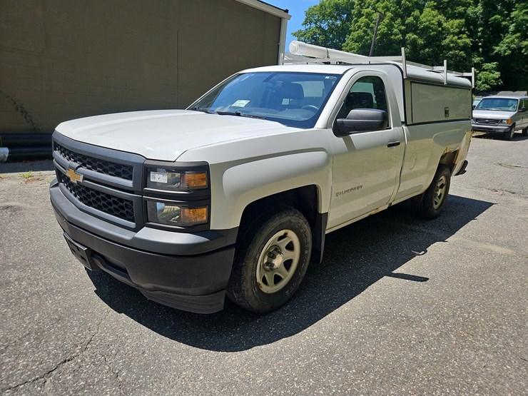 2014-chevrolet-silverado-1500-image-1