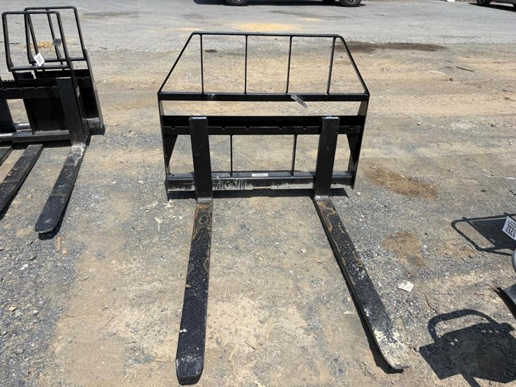 kivel-pallet-fork-attachment-image-1