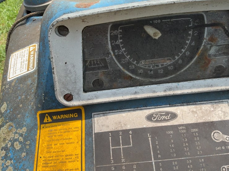 ford-4000-image-17