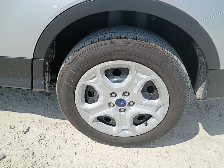 2017-ford-escape-image-74