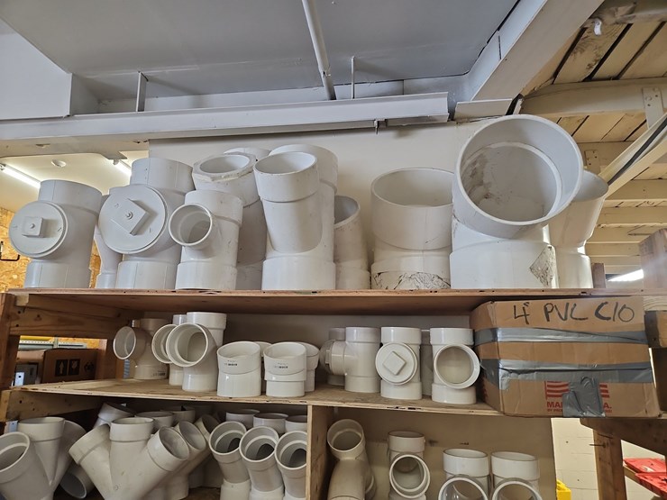 large-quantity-of-assorted-pvc-fittings-image-8