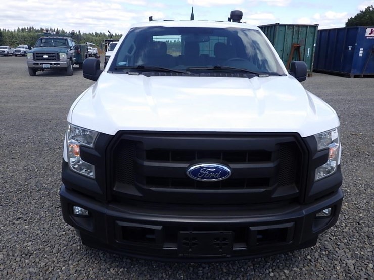 2017-ford-f150-image-8