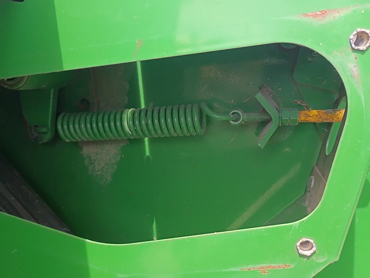 john-deere-630-image-34