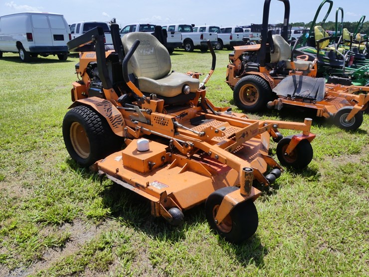 2013-scag-turf-tiger-lawn-mower-image-2