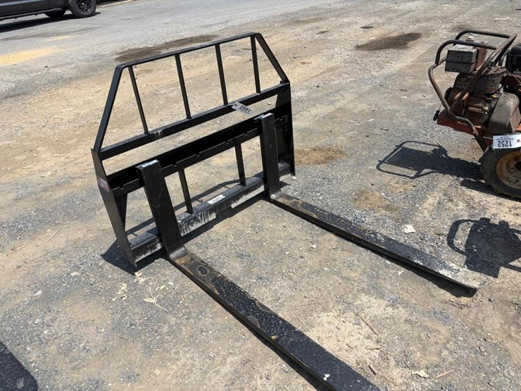 kivel-pallet-fork-attachment-image-2