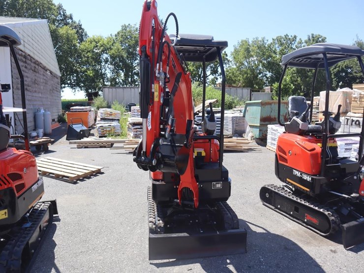 tpm-18hh-mini-excavator-image-3