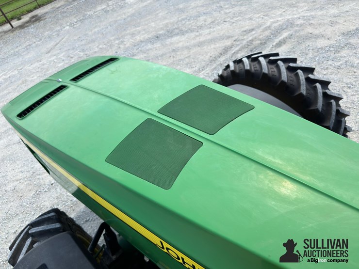 2012-john-deere-8335r-image-17
