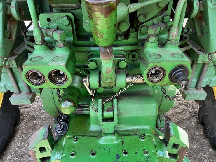 john-deere-4020-image-7