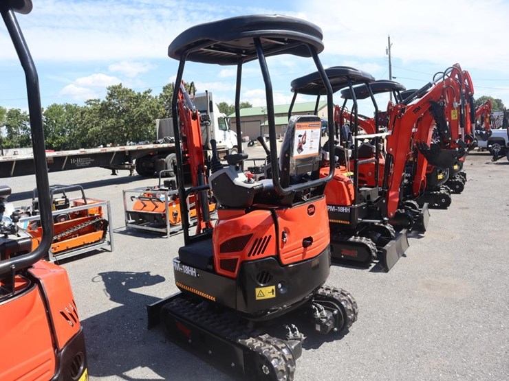 tpm-18hh-mini-excavator-image-5
