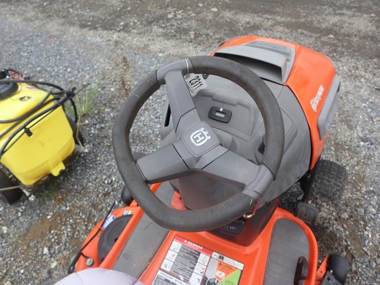husqvarna-yth25k48-riding-mower-image-17