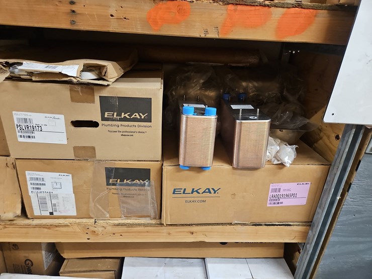 quantity-of-assorted-plumbing-supplies-image-6