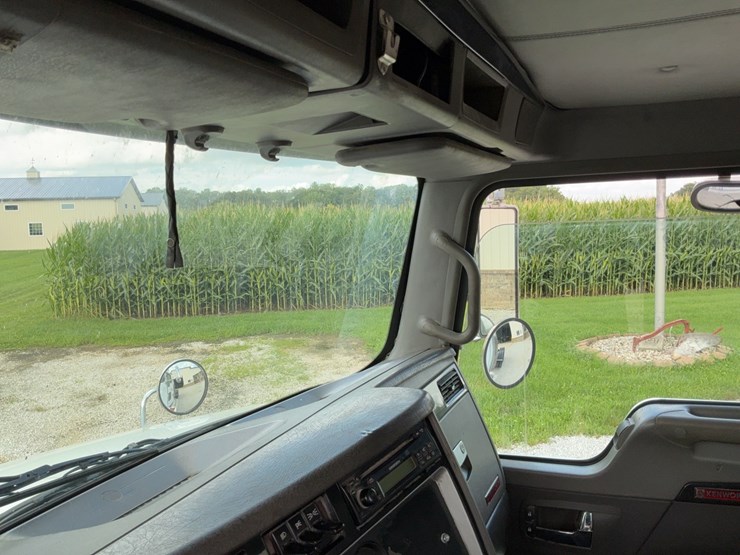 2008-kenworth-t800-image-55