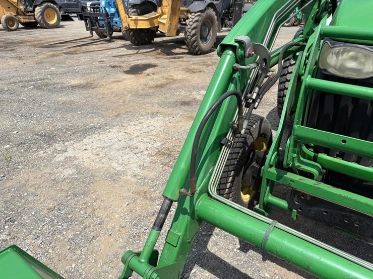 john-deere-4520-image-6