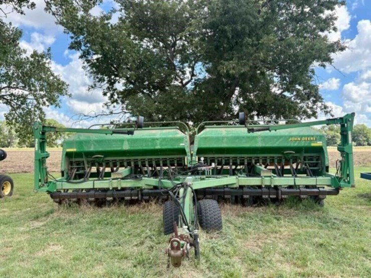 john-deere-1560-image-2