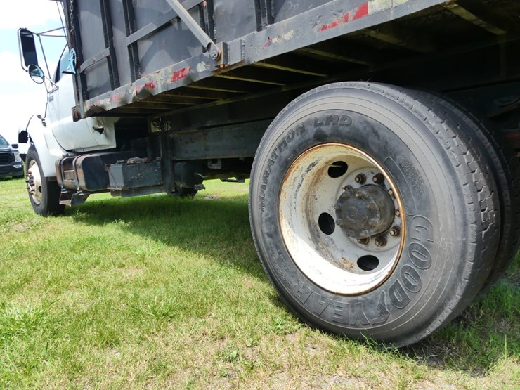 2000-ford-f750-xl-image-5