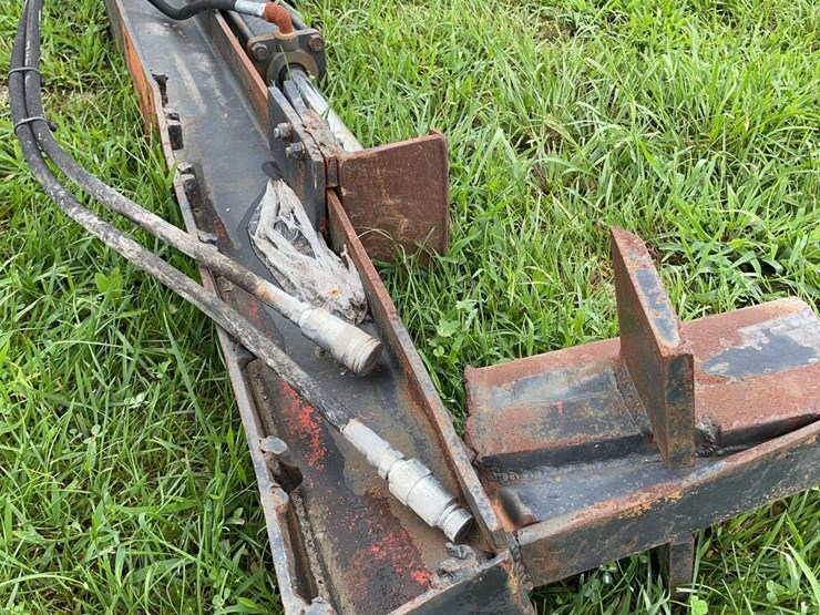 log-splitter-(twisted)-good-cylinder-and-hoses-image-4