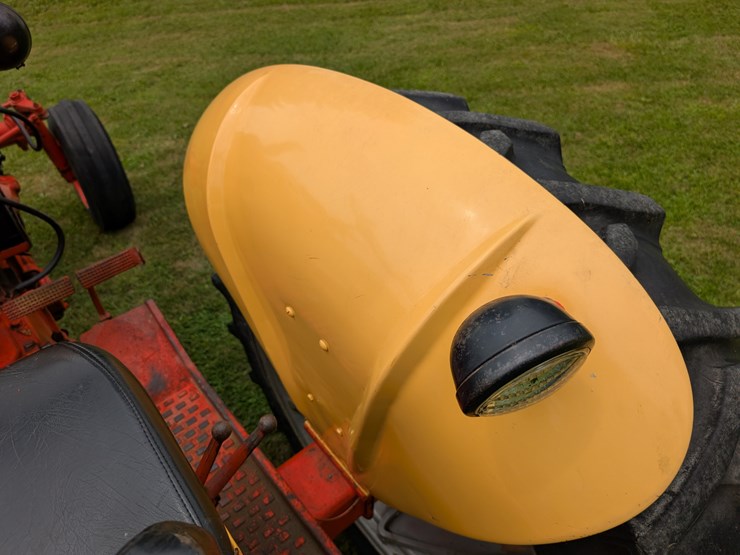 case-730-tractor-image-79