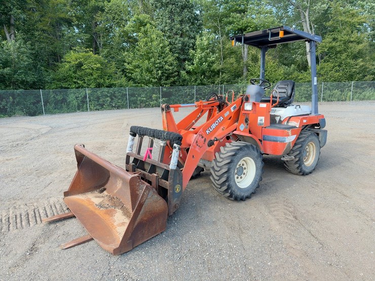 2001-kubota-r420-image-1