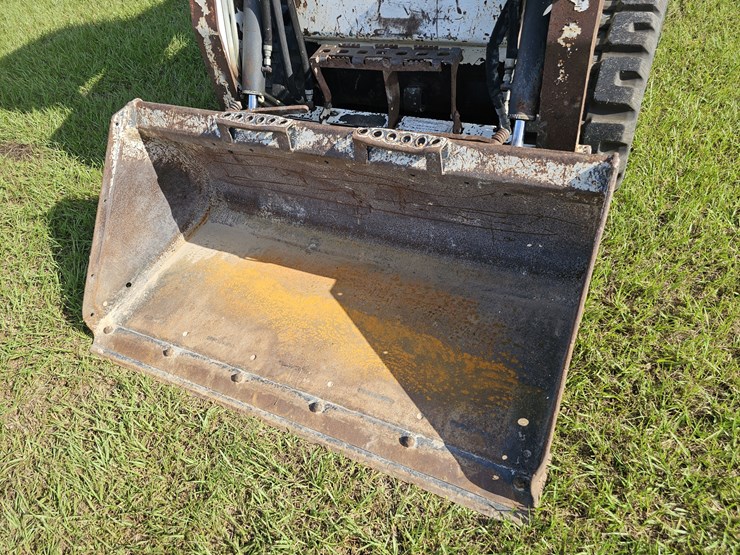2018-bobcat-t450-image-10