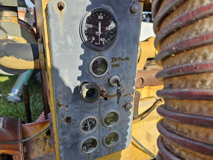 john-deere-6059d-image-10