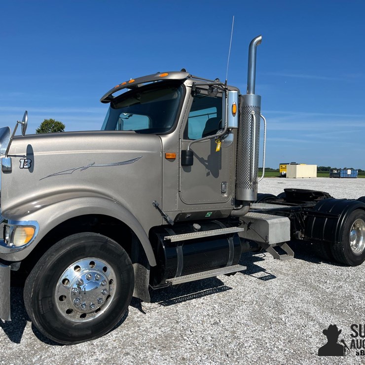 2005 INTERNATIONAL 9900i