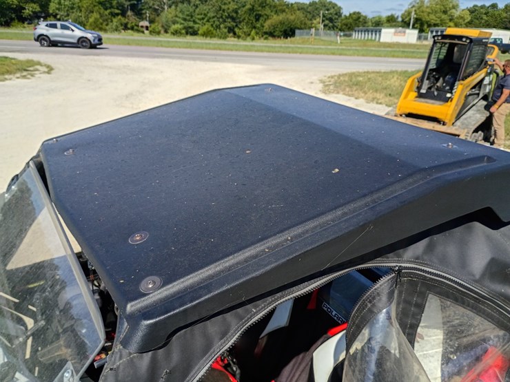 2012-polaris-rzr-900-image-38