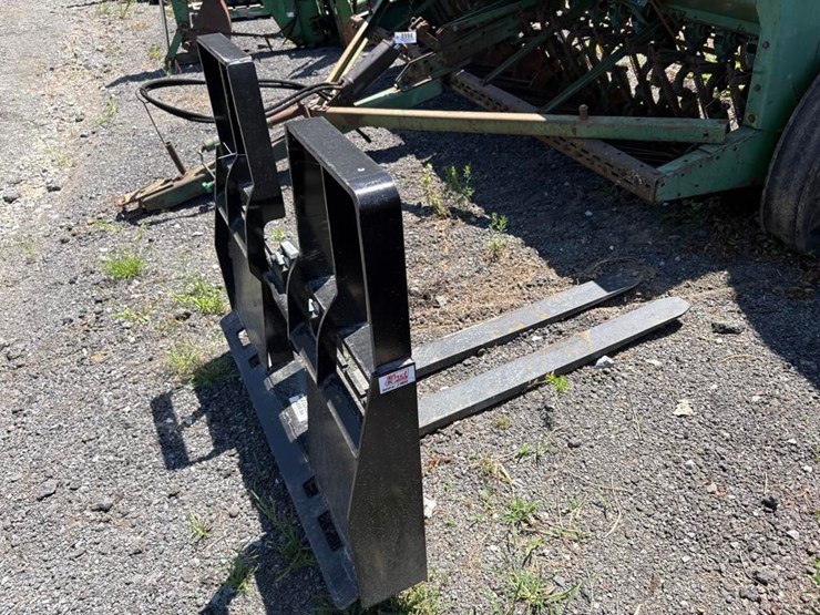 kivel-pallet-fork-attachment-image-3