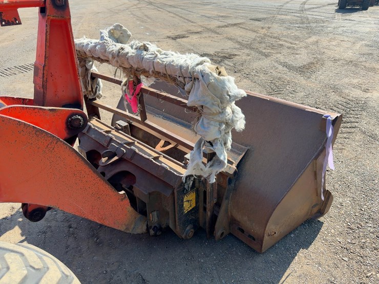 2000-kubota-r420-image-11