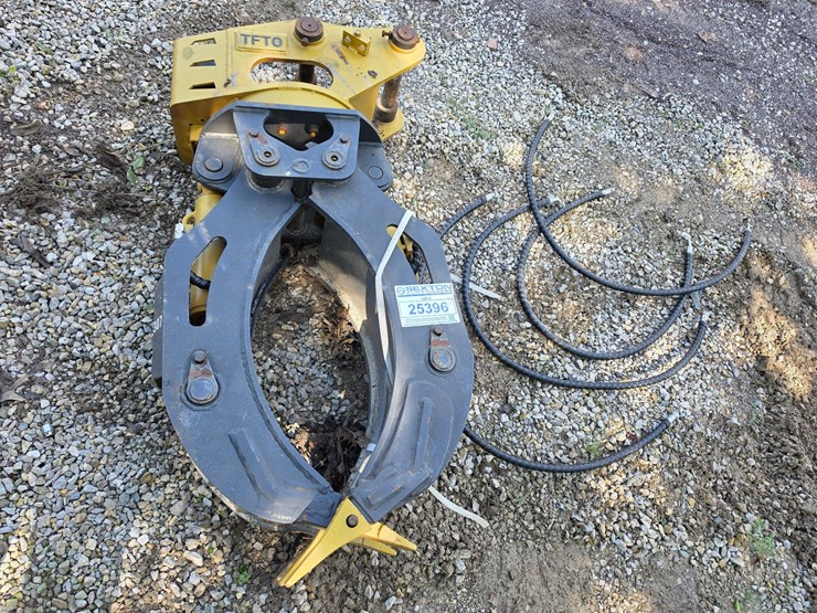 caterpillar-306-image-1