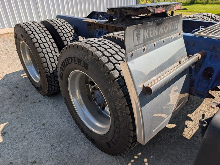 2018-kenworth-t680-image-50