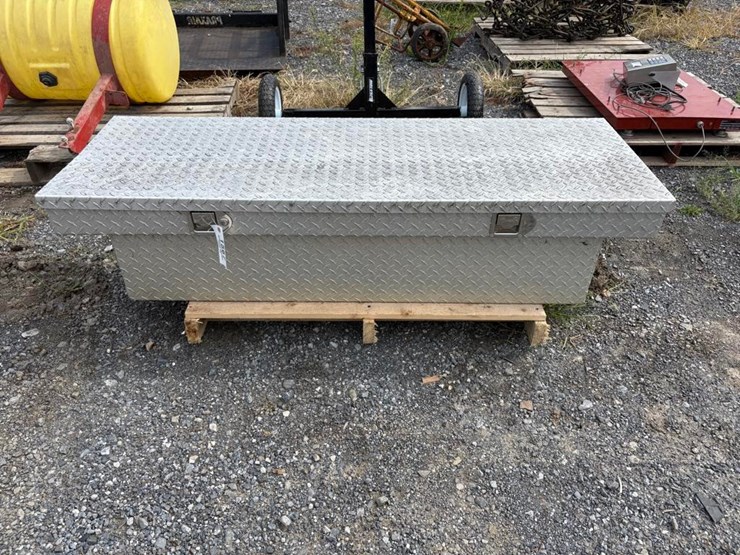 tsc-truck-bed/tool-box-image-1