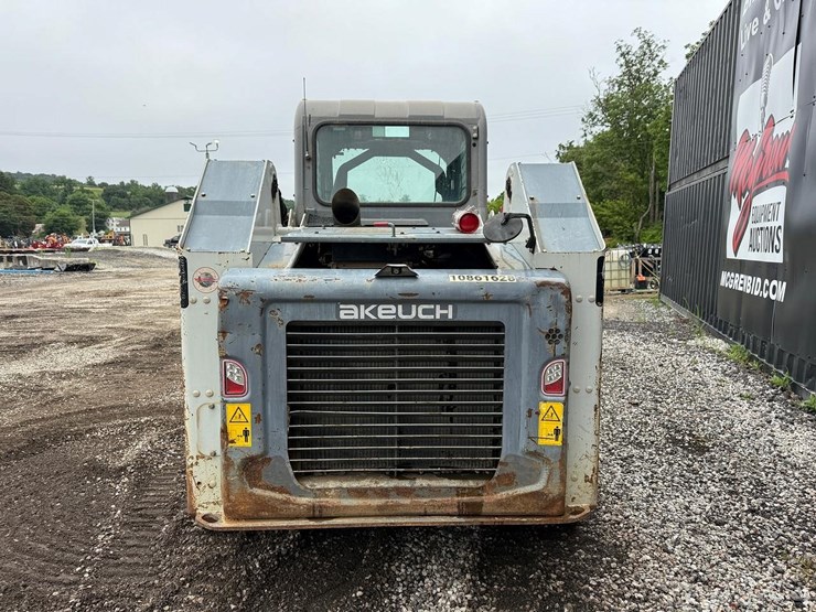 2018-takeuchi-tl12r2-image-3