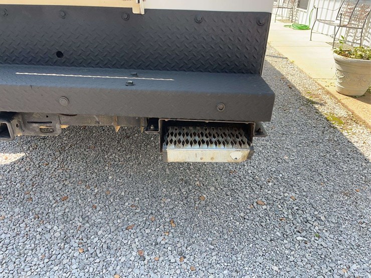 2019-ford-f350-image-12