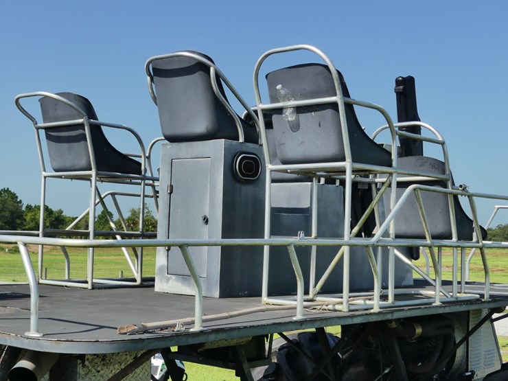 custom-pasture-platform-buggy-image-9