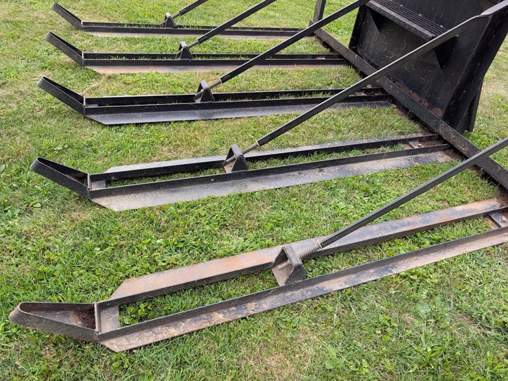 square-bale-accumulator/mover-image-15